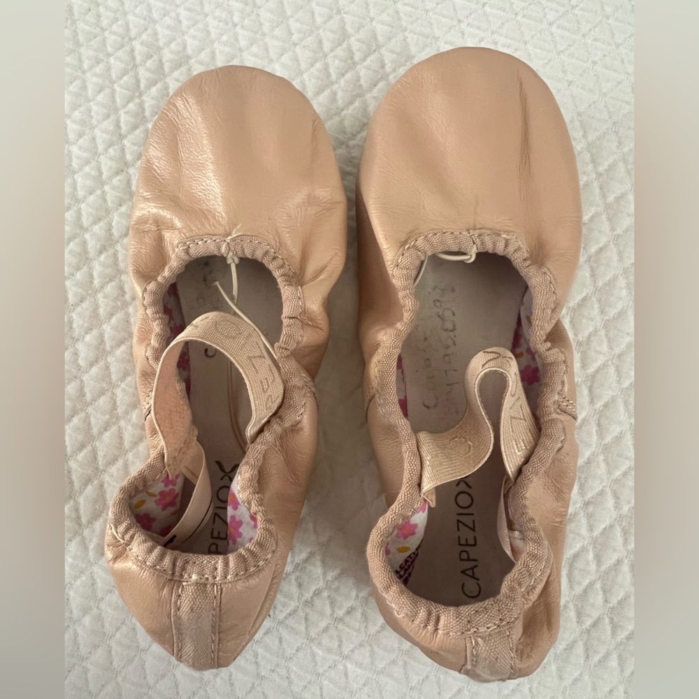 Capezio Ballet Pink Leather Ballet Slippers • 2